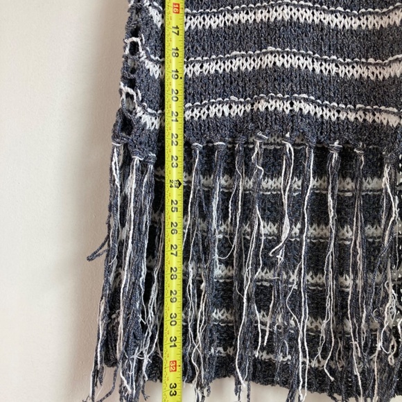 Free people women’s knit sweater vest - Picture 5 of 7